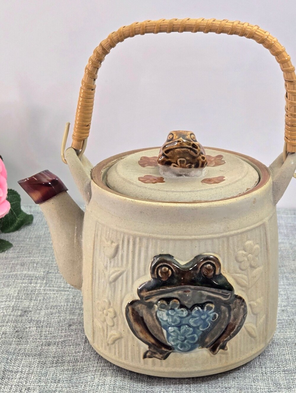 Vintage Japanese Stoneware Frog Teapot Mid Century Modern Ceramic Plastic Handle